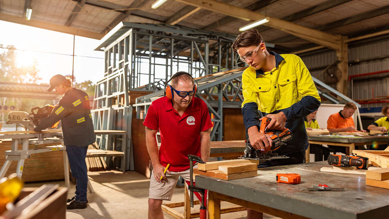Brian Munns Building and construction training - TAFE at School