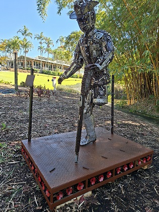 Image of a hand made metal sculpture of an Anzac soldier
